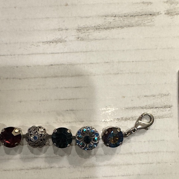 Elegant Multicolor Crystal Bracelet - Picture 5 of 5